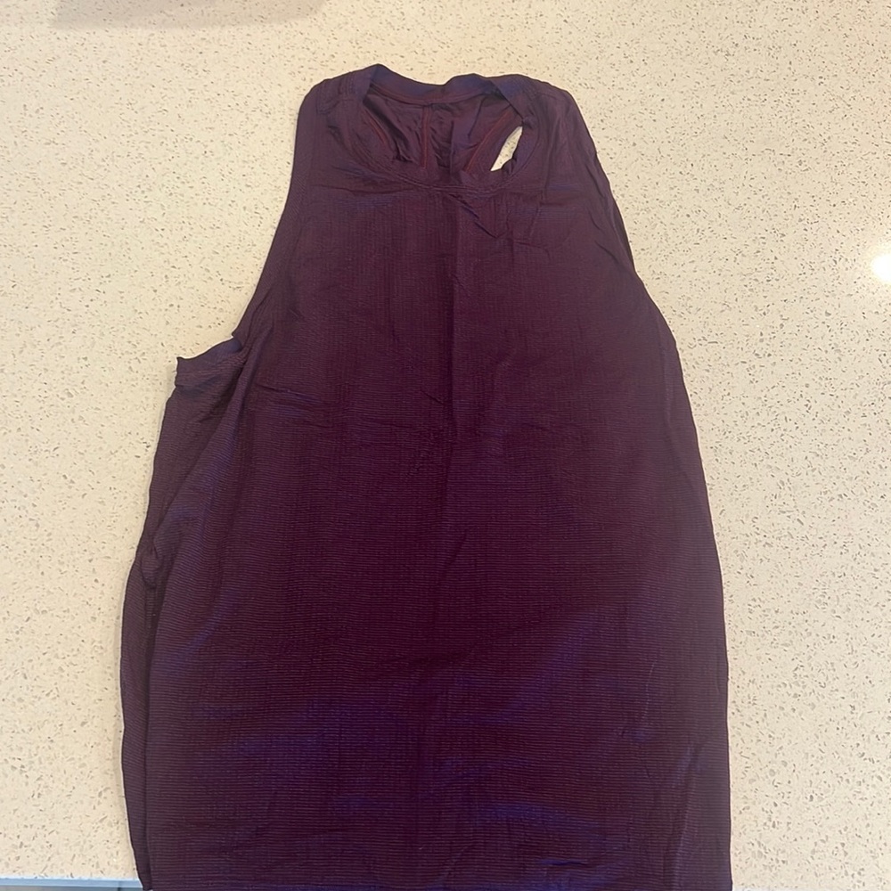 Lululemon all tied up size 4